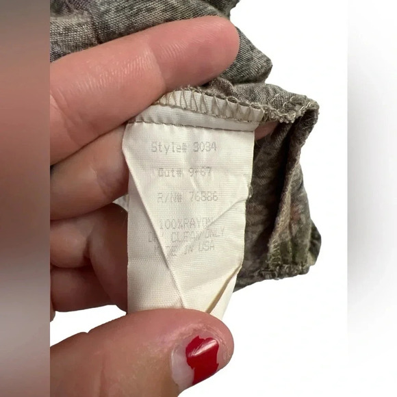 Vintage bow floral tank top green blouse - Picture 4 of 5